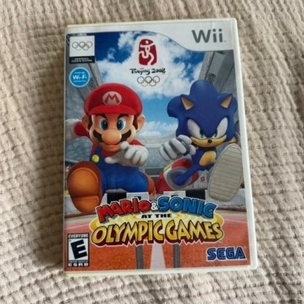 Mario & Sonic at the Olympic Games Nintendo Wii CIB Complete Untested Beijing 08
